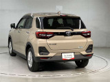 認定中古車はボディー磨きルームクリーニング施工をしており、きれいな状態です