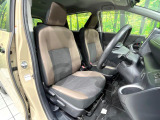 運転席シート廻りは使用感も少なく、良好な状態となっています。丁寧に使われていたことがよくわかりますね。
