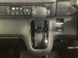 ご購入いただいた全ての中古車に、1年間または2年間の走行距離無制限の保証「ホッと保証」を無料でお付けします!!