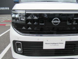車全体が、かどまる四角デザインになっています。LEDヘッドライトで視界も確保できます