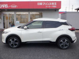 内外装およびエンジンル-ムなど専用クリ-ニング致します。車両クリ-ニングのプロが施工致しますので!高品質な1台に蘇りますよ♪(全在庫無料施工)