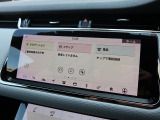 【Touch Pro】タッチスクリーンのナビゲーションも優れた操作性と機能性を誇っております。Bluetooth等のメディアに対応しております。
