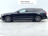 購入後は全国のVOLVO正規ディーラーにてアフターサービスをお受けいただけます。定期点検サービス、延長保証などの有料サービスも手厚くご用意しておりますので、ご不安事はお気軽にご相談下さい。