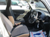 視界が良く見切りがいいので車感がつかみやすいです