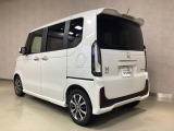 ホンダ系ディーラーで販売される全てのホンダ車なら、ホッと保証(無料)がついています。エアコン、純正オーディオを始め、エンジン、足廻りまでカバー。初回1ヵ月点検も無料で実施致します。