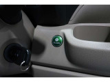 ECONボタンで低燃費モードに☆☆☆ECONスイッチを上手に使ってエコドライブ♪♪環境にもお財布にも優しい装備です☆☆☆