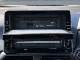 CD再生・DVD再生など様々なソースが使用できます。是非、お気に入りの音楽で楽しい運転の時間をお過ごしください!