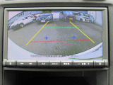 バックカメラ付き☆バックする際に後方の様子をナビモニターに表示してくれます!運転席にいながら、後方確認が出来るので、バック駐車がスムーズに行えます◎