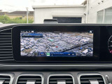 バックカメラにより駐車時の後方確認も楽にできます。