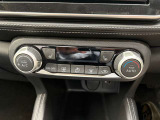 ★オ-トエアコン★温度設定だけで車がいつも快適に自動調整します♪風量や吹き出し口も自動で行われます。もちろんお好みの設定にも調整可能です♪