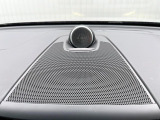 【Bowers & Wilkins】ボルボのプレミアムオーディオ。車内空間という特殊な環境に100年以上の伝統を持つイェーテボリ交響楽団の音響を再現した「コンサートモード」を搭載。