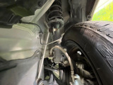 お車を安心してお乗りいただく為には、足回りの定期点検が欠かせません。サービスサポート(有償保証)では無料点検もご提供しており、安心のカーライフをお過ごしいただけるサポート体制が整っています。