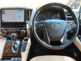 ヴェルファイア ハイブリッド 2.5 V E-Four 4WD 