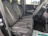 ナガイロングオートでは、国産車・外車とも全メーカーの軽自動車・普通車を取り扱っております。中古車・登録(届出)済未使用車だけでなく、新車のこともナガイロングオート新発田店にお任せください。