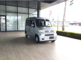 【店舗紹介】高知県在庫以外にも香川、愛媛、岡山、広島、山口のたくさんの在庫の中から車両を選んでいただけます。全車保証付き、車両状態評価証も付いていますのでご納得の1台をお選びいただけます。