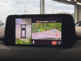 【360&deg;ビューモニター】専用のカメラにより、上から見下ろしたような視点で360度クルマの周囲を確認することができます☆死角部分も確認しやすく、狭い場所での切り返しや駐車もスムーズに行えます。