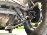 お車を安心してお乗りいただく為には、足回りの定期点検が欠かせません。サービスサポート(有償保証)では無料点検もご提供しており、安心のカーライフをお過ごしいただけるサポート体制が整っています。