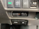 ビルトインタイプの【ETC】で見た目もスッキリ。高速道路の利用にとても便利です。