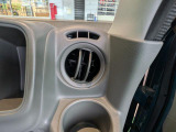 運転席のエアコン吹き出し口です。
