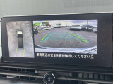 アラウンドビューモニター装備☆上から見たような画面で車庫入れも縦列駐車も安心です♪