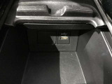 USBポート付きです。