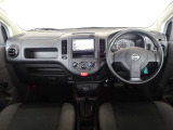 『NISSAN 認定中古車』です。ワイド保証1年付(期間中走行距離無制限)ご購入後も1ヶ月または1,000km点検が無料で受けられます♪