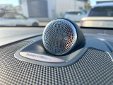 【Bowers & Wilkins】ボルボのプレミアムオーディオ。車内空間という特殊な環境に100年以上の伝統を持つイェーテボリ交響楽団の音響を再現した「コンサートモード」を搭載。
