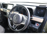 前席全体 目線も高く広い視界で安心して運転することができますね!