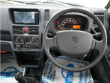 視認性がよく、狭い道などでも運転しやすくなっております