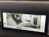 ◆【3Dサラウンドカメラ】は狭い場所でも安心して駐車できるようにサポート。タッチスクリーンの表示と音で障害物との距離を確認できます。車幅感覚に慣れていない方や駐車の苦手な方には必見の装備といえます♪
