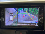 【アラウンドビューモニター】専用のカメラにより、上から見下ろしたような視点で360度クルマの周囲を確認することができます☆死角部分も確認しやすく、狭い場所での切り返しや駐車もスムーズに行えます。
