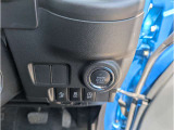 バックカメラ装着済!死角になりやすい後方もとても見やすいです☆車庫入れに自信がない方や縦列駐車が苦手な方にも、オススメな機能です!安心度もアップ!