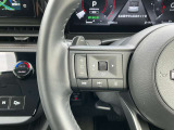 ステアリングスイッチです。ナビのオーディオコントロールが手元で行えます