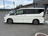 両側電動スライドドア 運転席スイッチやリモコン操作 ドアノブで開閉できます!ハンズフリー機能付き!