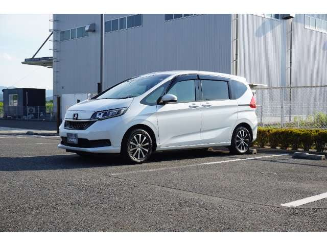 ホンダ フリード+ 