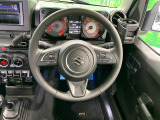 【純正革巻きステアリング】上質な革を使用することで、手にしっかり馴染みとても運転しやすいハンドルです♪