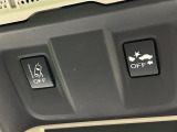 【アイサイトVer3】前方の車両等を検知し、衝突しそうな時は警報で注意を促し、ブレーキを踏む力をサポート。ブレーキを踏めなかった場合は衝突被害軽減ブレーキが作動、衝突回避をサポートします。