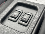 【シートヒーター】寒い日に重宝するシートヒーター!エアコンより早く温まってくれるので寒がりの人も安心ですね♪エアコンの温風は乾燥するから苦手、という方にもをおすすめです。