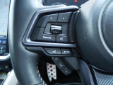 ボリューム操作など運転中に目線をそらさずにステアリングリモコンで操作できます☆