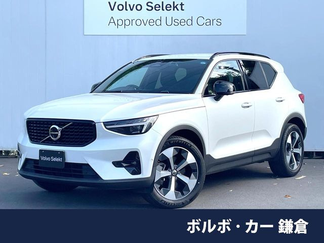 XC40 アルティメット B4 AWD ダークエディション 4WD 
