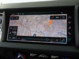 MMIシステムにはナビゲーション、ラジオ、オーディオ、Bluetooth、車両設定機能等がついております。