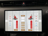 前席シートヒーター&クーラー、後席シートヒーター 『三段階で強弱の調節が可能なシートヒーティング機能を装備しております。季節によっては欠かすことのできないポイントの高い装備ではないでしょうか。』