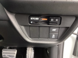ETC2.0が標準装備です。高速道路の渋滞情報などをナビとリンクして画面でお知らせします。VSA搭載。横滑りを抑えて、安全な走行を確保します。