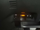 高速の出入りを楽にできるETC車載器付きです。