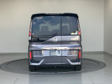 現車を確認できる方へ販売いたします。当社サービススタッフにて純正部品を使い点検整備を実施し、その後、ご納車させていただきますのでご安心してご利用いただけます。