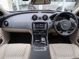XJ XJ オートバイオグラフィー ロング ホイールベース 
