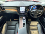 XC60 リチャージ アルティメット T6 AWD PHEV 4WD 