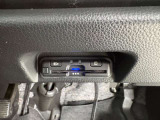 高速の出入りを楽にできるETC車載器付きです。