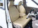 『1台』のお車に対して、こだわって仕入れを行っております。オプション装備装着車となります!