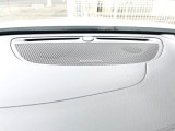 【harman kardon】ハーマンカードンのHi-Fiスペシャリストと共に、モデル別に開発・設計された専用チューニングが臨場感溢れる音響空間を実現しています。